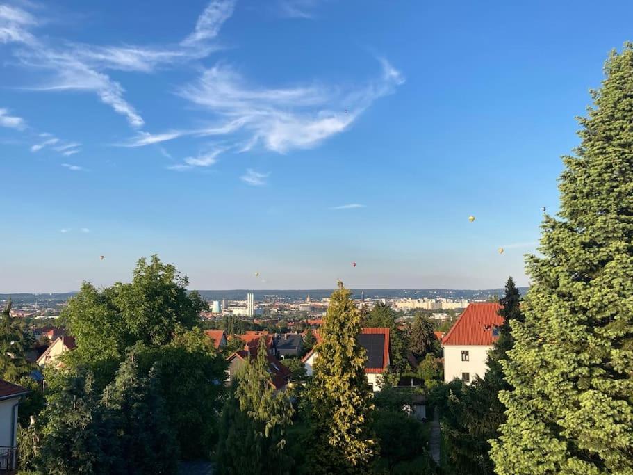 Apartment Mit Ausblick Im Dresdner Suedwesten Dresden Exterior photo